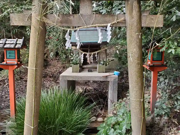 越木岩神社のその他建物