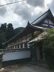 大照院の本殿