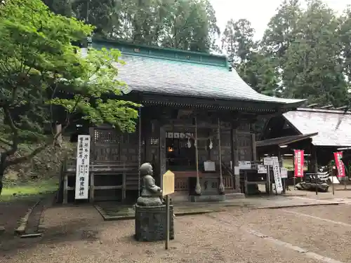 熊野神社の本殿