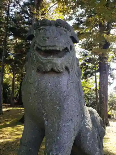 笹津神社の狛犬