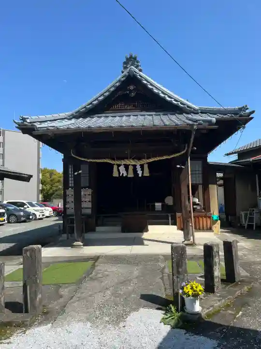 小旙八幡宮の{uncategorized: "未分類", other: "その他", undefined: "問題あり", building: "その他建物", grave: "お墓", sacred_gate: "鳥居", guardian: "狛犬", statue: "像", buddha: "仏像", history: "歴史", nature: "自然", garden: "庭園", animal: "動物", pagoda: "塔", temizu: "手水舎", mountain_gate: "山門・神門", sanctuary: "本殿・本堂", subordinate: "末社・摂社", art: "芸術", scenery: "景色", jizo: "地蔵", ema: "絵馬", goshuin: "御朱印", omikuji: "おみくじ", items: "授与品その他", amulet: "お守り", goshuincho: "御朱印帳", eats: "食事", festival: "お祭り", votive_dance: "神楽", shichigosan: "七五三参", wedding: "結婚式", experience: "体験その他", initially: "初詣", around: "周辺", anti_infection: "感染症対策"}
