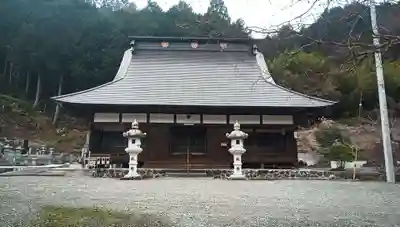 妙楽寺の本殿・本堂