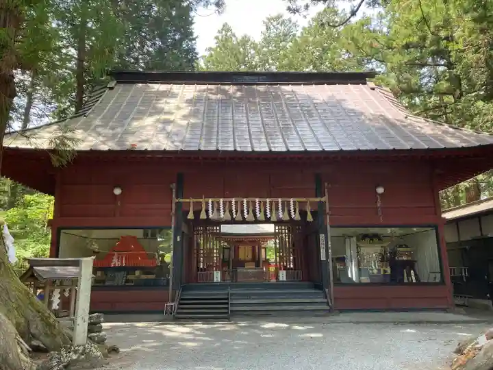 北口本宮冨士浅間神社の本殿・本堂