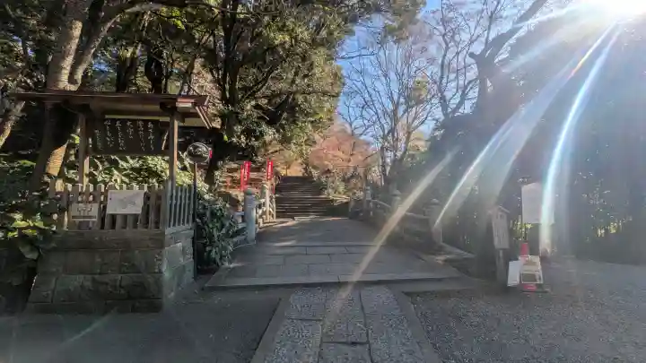 唐澤山神社の{uncategorized: "未分類", other: "その他", undefined: "問題あり", building: "その他建物", grave: "お墓", sacred_gate: "鳥居", guardian: "狛犬", statue: "像", buddha: "仏像", history: "歴史", nature: "自然", garden: "庭園", animal: "動物", pagoda: "塔", temizu: "手水舎", mountain_gate: "山門・神門", sanctuary: "本殿・本堂", subordinate: "末社・摂社", art: "芸術", scenery: "景色", jizo: "地蔵", ema: "絵馬", goshuin: "御朱印", omikuji: "おみくじ", items: "授与品その他", amulet: "お守り", goshuincho: "御朱印帳", eats: "食事", festival: "お祭り", votive_dance: "神楽", shichigosan: "七五三参", wedding: "結婚式", experience: "体験その他", initially: "初詣", around: "周辺", anti_infection: "感染症対策"}