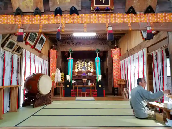 雷神社の本殿・本堂