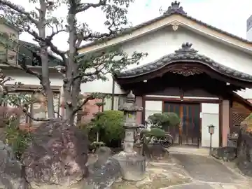西光寺の本殿・本堂