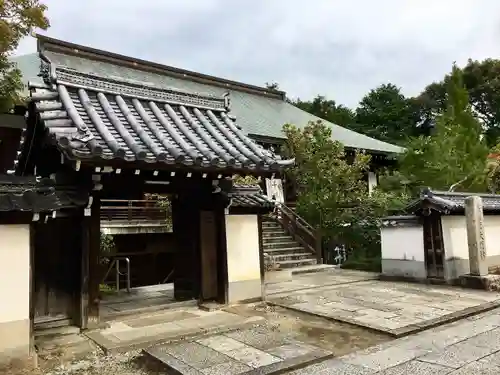矢田寺大門坊の山門・神門