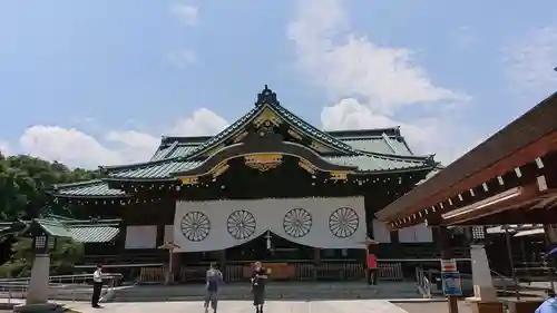靖國神社の本殿・本堂