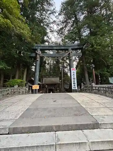 諏訪大社の鳥居