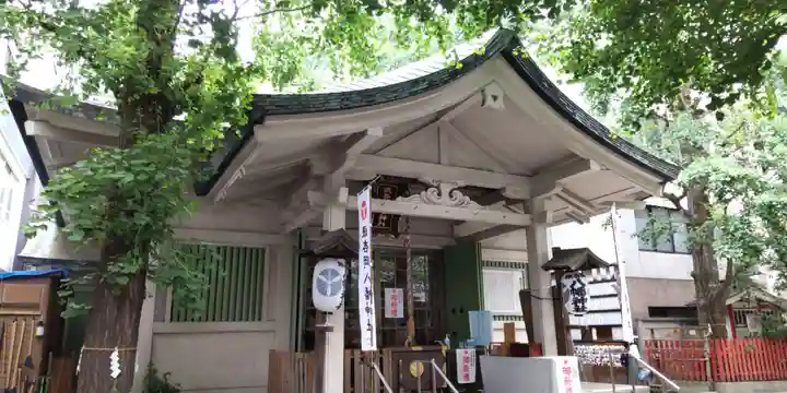 銀杏岡八幡神社の本殿・本堂