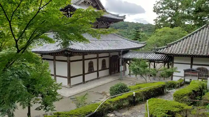 興国寺の本殿・本堂