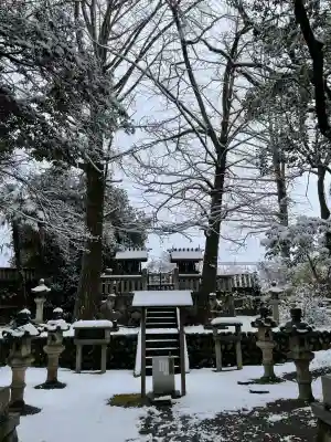 若宮神明社の{uncategorized: "未分類", other: "その他", undefined: "問題あり", building: "その他建物", grave: "お墓", sacred_gate: "鳥居", guardian: "狛犬", statue: "像", buddha: "仏像", history: "歴史", nature: "自然", garden: "庭園", animal: "動物", pagoda: "塔", temizu: "手水舎", mountain_gate: "山門・神門", sanctuary: "本殿・本堂", subordinate: "末社・摂社", art: "芸術", scenery: "景色", jizo: "地蔵", ema: "絵馬", goshuin: "御朱印", omikuji: "おみくじ", items: "授与品その他", amulet: "お守り", goshuincho: "御朱印帳", eats: "食事", festival: "お祭り", votive_dance: "神楽", shichigosan: "七五三参", wedding: "結婚式", experience: "体験その他", initially: "初詣", around: "周辺", anti_infection: "感染症対策"}