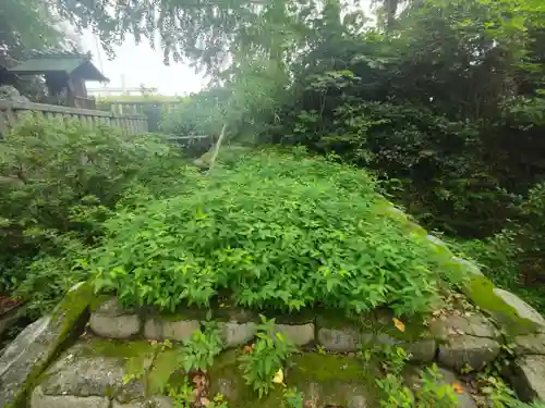 若宮神明社の庭園