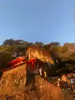 神倉神社(熊野速玉大社摂社)の{uncategorized: "未分類", other: "その他", undefined: "問題あり", building: "その他建物", grave: "お墓", sacred_gate: "鳥居", guardian: "狛犬", statue: "像", buddha: "仏像", history: "歴史", nature: "自然", garden: "庭園", animal: "動物", pagoda: "塔", temizu: "手水舎", mountain_gate: "山門・神門", sanctuary: "本殿・本堂", subordinate: "末社・摂社", art: "芸術", scenery: "景色", jizo: "地蔵", ema: "絵馬", goshuin: "御朱印", omikuji: "おみくじ", items: "授与品その他", amulet: "お守り", goshuincho: "御朱印帳", eats: "食事", festival: "お祭り", votive_dance: "神楽", shichigosan: "七五三参", wedding: "結婚式", experience: "体験その他", initially: "初詣", around: "周辺", anti_infection: "感染症対策"}