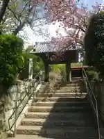 光触寺の山門・神門