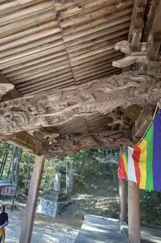 川見薬師寺の本殿・本堂