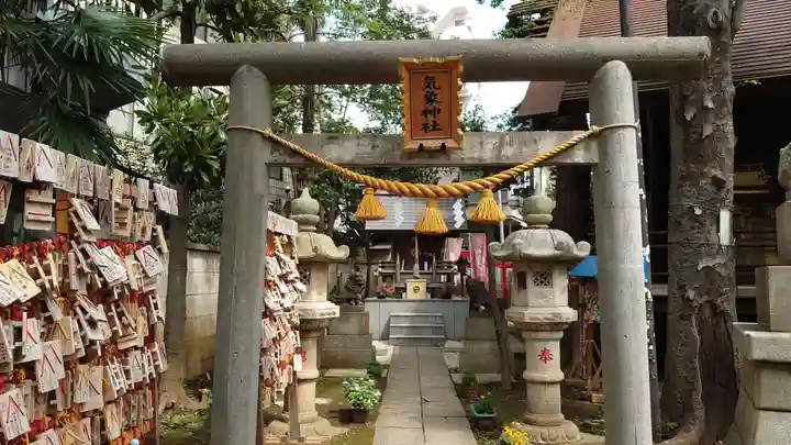 高円寺氷川神社の鳥居