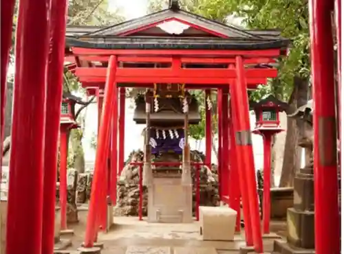 花園神社の末社