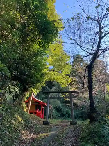 六所神社の鳥居