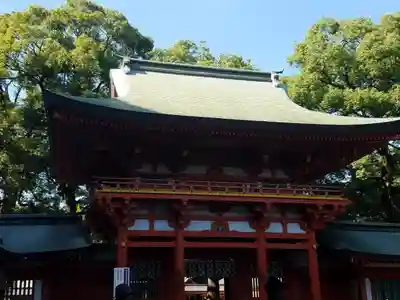 武蔵一宮氷川神社の山門・神門