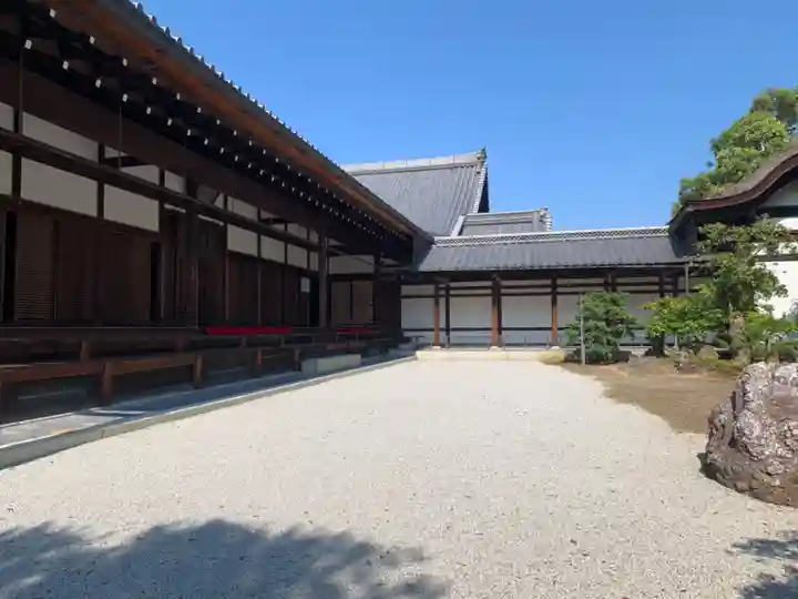 鹿苑寺(金閣寺)の庭園