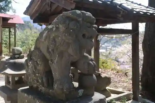 菅布禰神社の狛犬