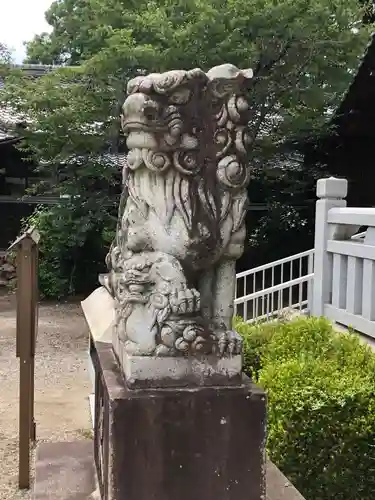 手力雄神社の狛犬