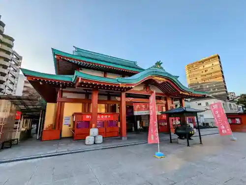 成田山横浜別院延命院の本殿・本堂