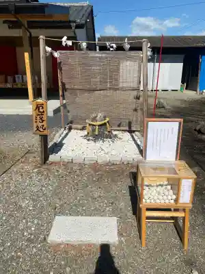 島田八坂神社の{uncategorized: "未分類", other: "その他", undefined: "問題あり", building: "その他建物", grave: "お墓", sacred_gate: "鳥居", guardian: "狛犬", statue: "像", buddha: "仏像", history: "歴史", nature: "自然", garden: "庭園", animal: "動物", pagoda: "塔", temizu: "手水舎", mountain_gate: "山門・神門", sanctuary: "本殿・本堂", subordinate: "末社・摂社", art: "芸術", scenery: "景色", jizo: "地蔵", ema: "絵馬", goshuin: "御朱印", omikuji: "おみくじ", items: "授与品その他", amulet: "お守り", goshuincho: "御朱印帳", eats: "食事", festival: "お祭り", votive_dance: "神楽", shichigosan: "七五三参", wedding: "結婚式", experience: "体験その他", initially: "初詣", around: "周辺", anti_infection: "感染症対策"}