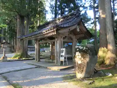 雄山神社中宮祈願殿のその他建物