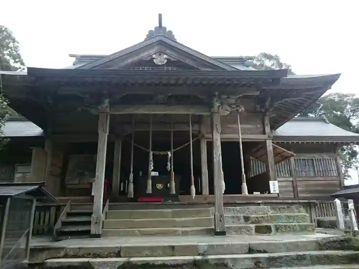 東霧島神社の本殿・本堂