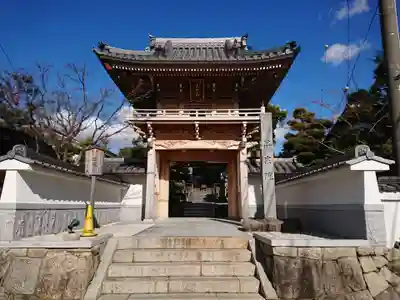 傳宗院の山門・神門