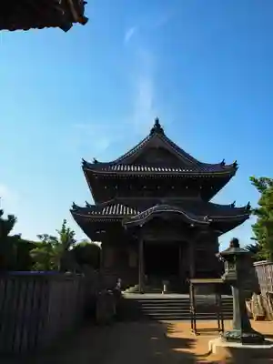国分寺の本殿・本堂