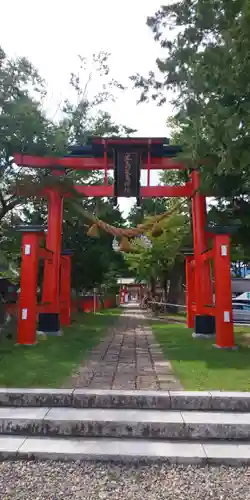 生島足島神社の鳥居