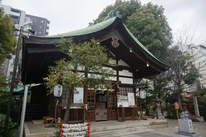 三輪神社の本殿・本堂