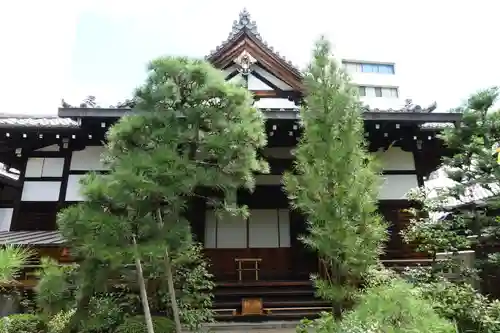 宝蔵寺の本殿・本堂