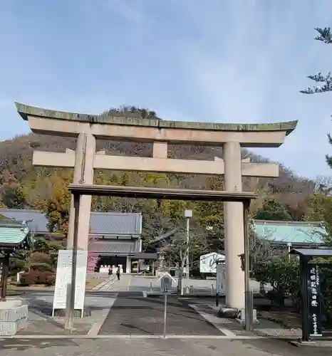 愛媛縣護國神社の鳥居