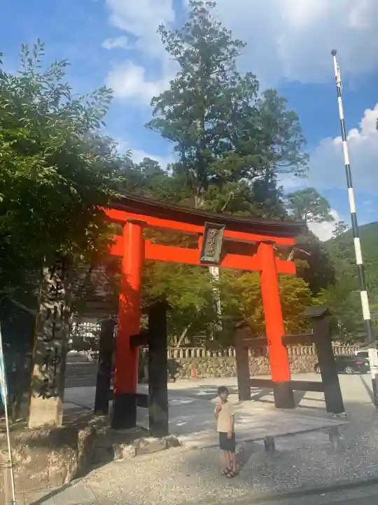 丹生川上神社(中社)(奈良県)