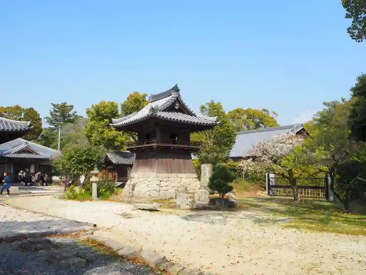 戒壇院のその他建物