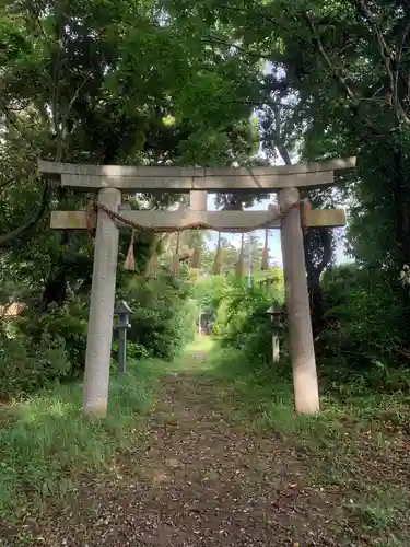 八幡神社の鳥居