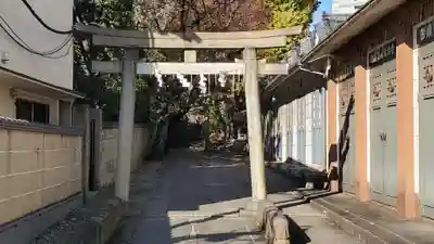 田端八幡神社の鳥居
