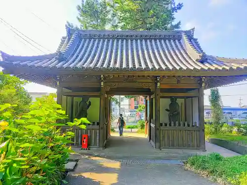 弥勒寺の山門・神門