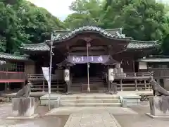 雀神社の本殿