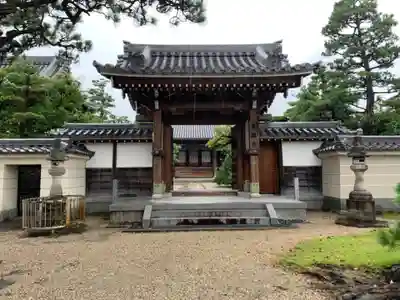東勝寺の山門・神門