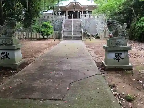 青海神社の建物その他