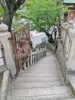 高津宮の{uncategorized: "未分類", other: "その他", undefined: "問題あり", building: "その他建物", grave: "お墓", sacred_gate: "鳥居", guardian: "狛犬", statue: "像", buddha: "仏像", history: "歴史", nature: "自然", garden: "庭園", animal: "動物", pagoda: "塔", temizu: "手水舎", mountain_gate: "山門・神門", sanctuary: "本殿・本堂", subordinate: "末社・摂社", art: "芸術", scenery: "景色", jizo: "地蔵", ema: "絵馬", goshuin: "御朱印", omikuji: "おみくじ", items: "授与品その他", amulet: "お守り", goshuincho: "御朱印帳", eats: "食事", festival: "お祭り", votive_dance: "神楽", shichigosan: "七五三参", wedding: "結婚式", experience: "体験その他", initially: "初詣", around: "周辺", anti_infection: "感染症対策"}
