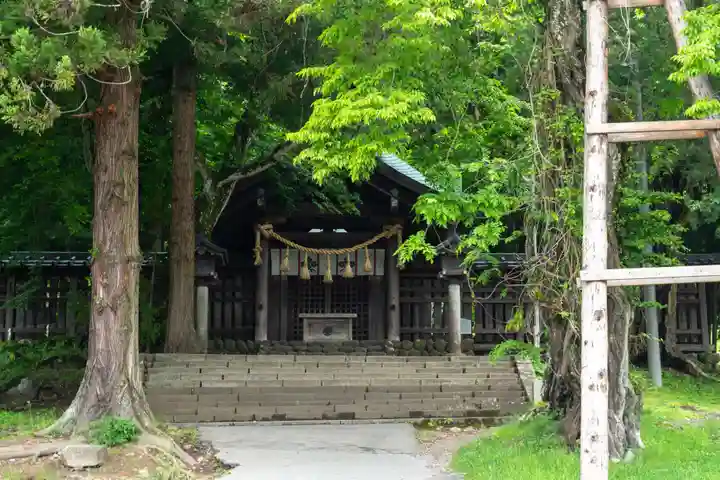 諏訪大社上社前宮(長野県)