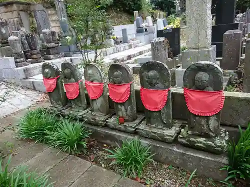 二伝寺（ニ傳寺）の地蔵