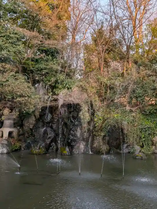 氣比神宮の{uncategorized: "未分類", other: "その他", undefined: "問題あり", building: "その他建物", grave: "お墓", sacred_gate: "鳥居", guardian: "狛犬", statue: "像", buddha: "仏像", history: "歴史", nature: "自然", garden: "庭園", animal: "動物", pagoda: "塔", temizu: "手水舎", mountain_gate: "山門・神門", sanctuary: "本殿・本堂", subordinate: "末社・摂社", art: "芸術", scenery: "景色", jizo: "地蔵", ema: "絵馬", goshuin: "御朱印", omikuji: "おみくじ", items: "授与品その他", amulet: "お守り", goshuincho: "御朱印帳", eats: "食事", festival: "お祭り", votive_dance: "神楽", shichigosan: "七五三参", wedding: "結婚式", experience: "体験その他", initially: "初詣", around: "周辺", anti_infection: "感染症対策"}