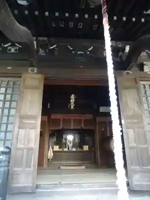 八幡神社の本殿・本堂